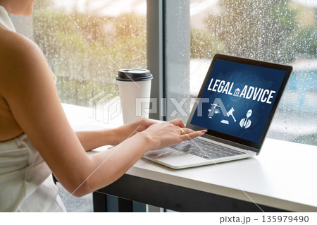 Smart legal advice website for people searching for brisk law knowledge 135979490