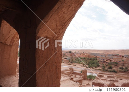 アイトベンハッドゥ@モロッコ 135980891