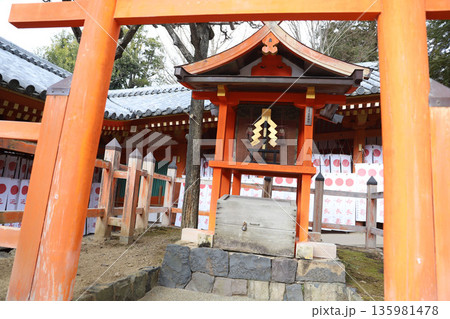 春日大社　奈良県　奈良市　春日野町 135981478