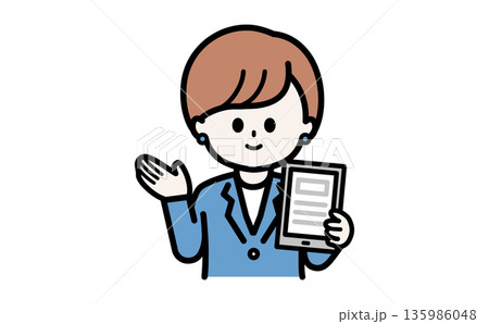 信頼感のある青い制服でDX導入を案内する女性。金融機関や法人のデジタル化推進イメージ。 135986048