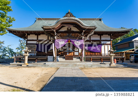 玉井宮東照宮 拝殿(玉井宮と備前東照宮の二社が合祀)海運、交通安全の大神 玉井宮東照宮 拝殿(玉井宮と備前東照宮の二社が合祀)海運、交通安全の大神 135988821