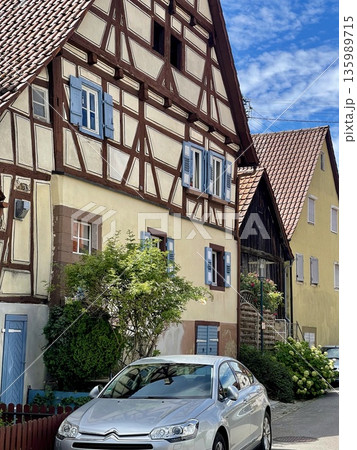 Half timbered houses lining street in vaihingen an der enz Half timbered houses lining street in vaihingen an der enz 135989715