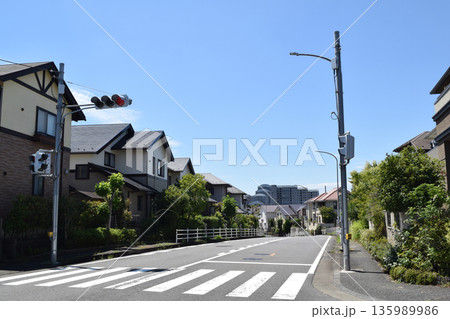 横浜市都筑区 港北ニュータウンの住宅街 横浜市都筑区 港北ニュータウンの住宅街 135989986