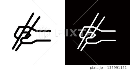 箸や日本食のアイコン,箸を持つ手 135991131