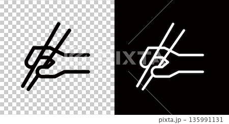 箸や日本食のアイコン,箸を持つ手 135991131