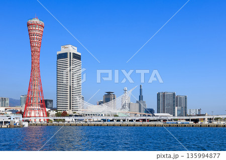 神戸の街並み (兵庫県神戸市中央区) 135994877