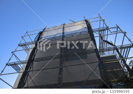 戸建て家屋の外壁修繕工事　外壁　外張り断熱リフォーム 135998595