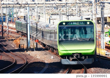 山手線の電車 135999991