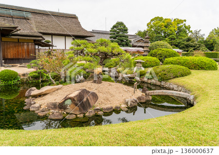 元禄文化の庭園　後楽園　延養亭（岡山藩主池田氏による造営の大名庭園）日本三名園 136000637