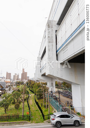 武庫川河川敷から見た高架橋 武庫川河川敷から見た高架橋 136000773