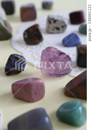 綺麗な天然石 136001122