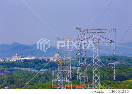 高圧線鉄塔 136001230
