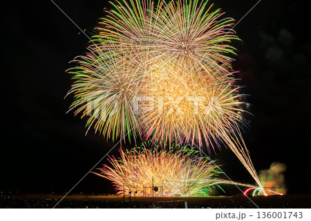 ぎおん柏崎まつり海の大花火大会 136001743