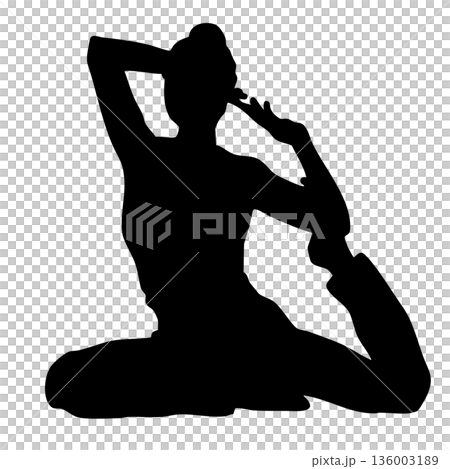 ヨガのポーズをする女性のシルエットのベクターイラスト ヨガのポーズをする女性のシルエットのベクターイラスト 136003189