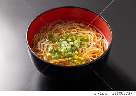 にゅうめん(温かい素麺) にゅうめん(温かい素麺) 136003737