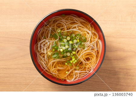 にゅうめん(温かい素麺) にゅうめん(温かい素麺) 136003740