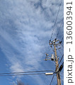 電柱、電線、空、雲 136003941