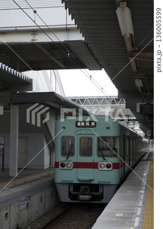 2016年当時の西鉄二日市駅に停車している電車 2016年当時の西鉄二日市駅に停車している電車 136005599