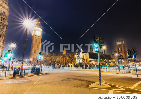 ロンドン　ウェストミンスター宮殿 136009389