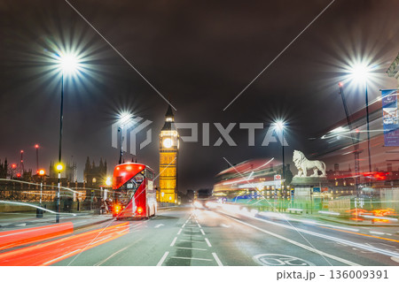 ロンドン　ウェストミンスター宮殿 136009391