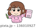 ノートと鉛筆を持って勉強を頑張る女の子 新生活・学習・応援 136010927
