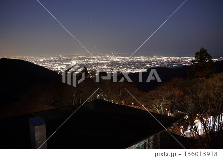 阿夫利神社から見た夜景 136013918
