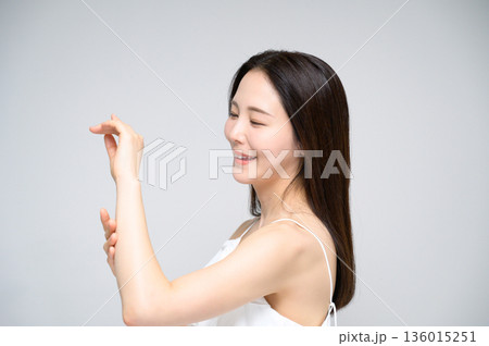 日本人女性のビューティーイメージ 日本人女性のビューティーイメージ 136015251