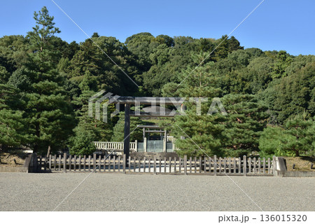 昭憲皇太后 伏見桃山東陵(京都市伏見区) 昭憲皇太后 伏見桃山東陵(京都市伏見区) 136015320