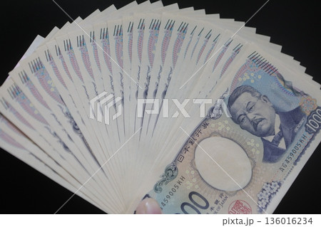 現金 現金 136016234