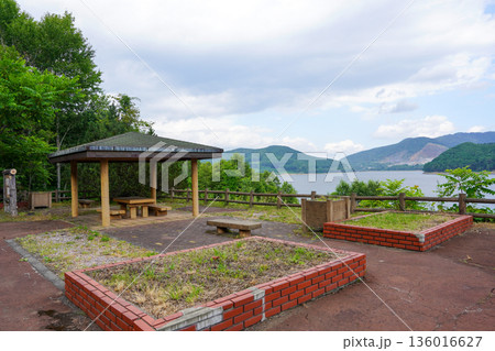 かなやま湖畔駐車公園 かなやま湖畔駐車公園 136016627