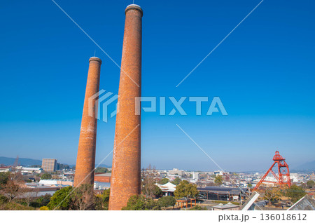 旧三井田川鉱業所伊田坑第一・第二煙突 旧三井田川鉱業所伊田坑第一・第二煙突 136018612