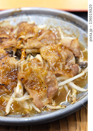 おいしい牛カルビ焼き肉 136019820