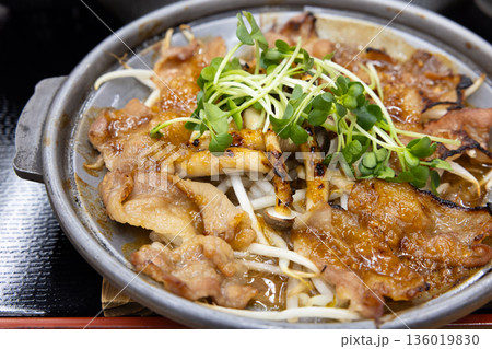 おいしい牛カルビ焼き肉 136019830