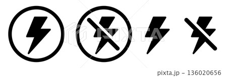 電気のオン・オフを表す稲妻アイコンセット（使用可・使用不可） 136020656