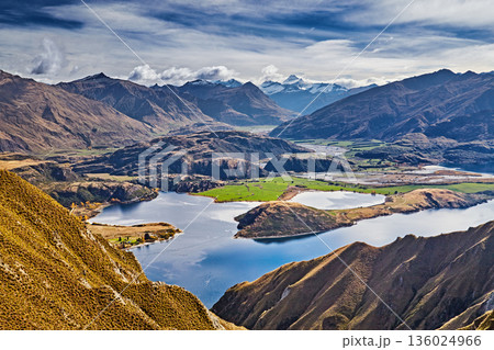Scenic view to Glendhu Bay of Lake Wanaka in New Zealand 136024966
