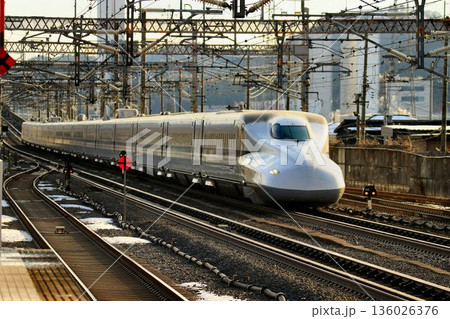 日本の大動脈を駆ける!! 東海道新幹線 N700A ~米原駅にて駅にて 日本の大動脈を駆ける!! 東海道新幹線 N700A ~米原駅にて駅にて 136026376
