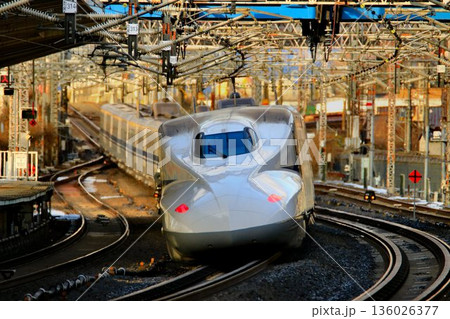 日本の大動脈を駆ける!! 東海道新幹線 N700A ～米原駅にて駅にて 136026377