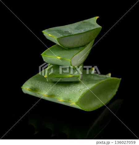 Sliced aloe leaf Sliced aloe leaf 136027059