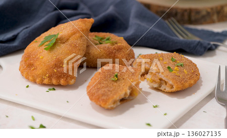 Meat patties 136027135