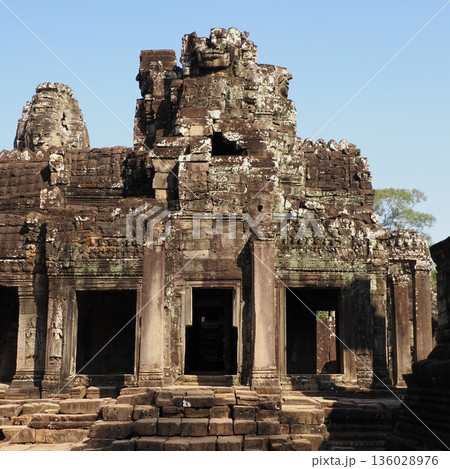 カンボジア アンコールトム バイヨン寺院 カンボジア アンコールトム バイヨン寺院 136028976