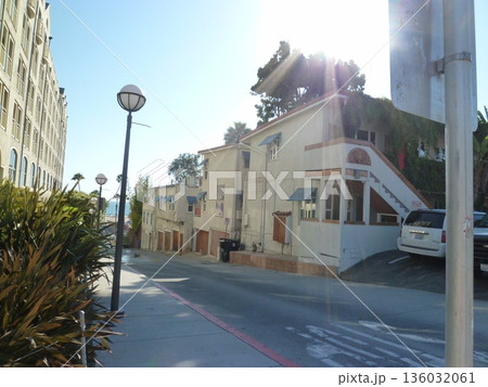 ロサンゼルス　サンタモニカ 136032061