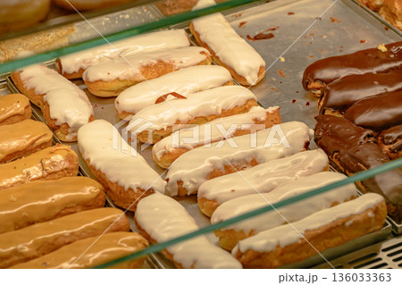 サンセバスチャン、海の見える街、港町、真夏、スペイン 136033363