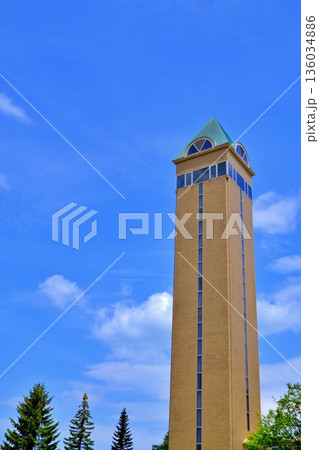 北海道 美瑛町 四季の塔 北海道 美瑛町 四季の塔 136034886