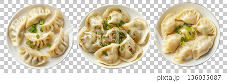 Steamed mandu dumplings placed in circular pattern on ceramic plate, isolated on white transparent background 136035087