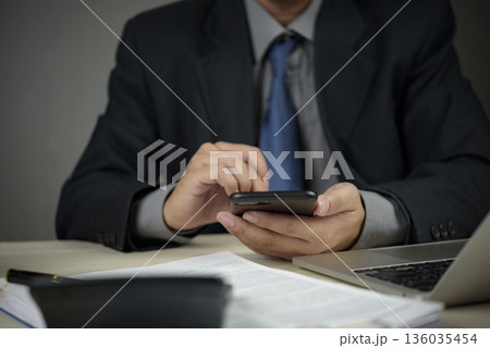 business communication, mobile smartphone technology, digital finance work. Online corporate app, banking, financial management. business communication, mobile smartphone technology, digital finance work. Online corporate app, banking, financial management. 136035454