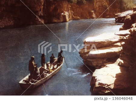 古写真　1953-1954年　埼玉県　長瀞渓谷の川下り 136046048