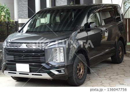 SUV・ミニバン型の乗用車 SUV・ミニバン型の乗用車 136047756