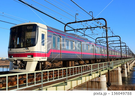 京王8000系8732Fボルスタレス台車編成 京王8000系8732Fボルスタレス台車編成 136049788