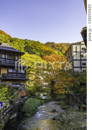 会津 東山温泉街 湯川 福島県会津若松市 会津 東山温泉街 湯川 福島県会津若松市 136050920