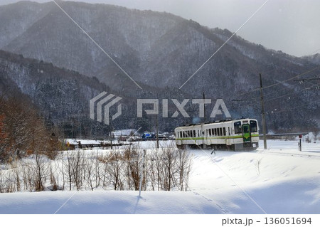 凍てつく南会津の鉄路を征く…　会津鉄道・AT500形/AT55形 136051694